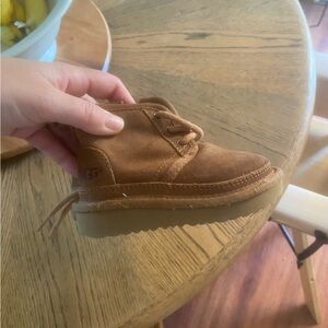 UGG Tan Kids Boots with Cozy Lining toddler size 6